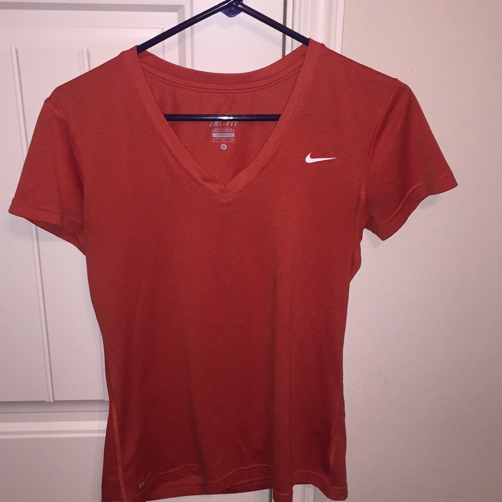 Women’s Nike dri fit v-neck T-shirt